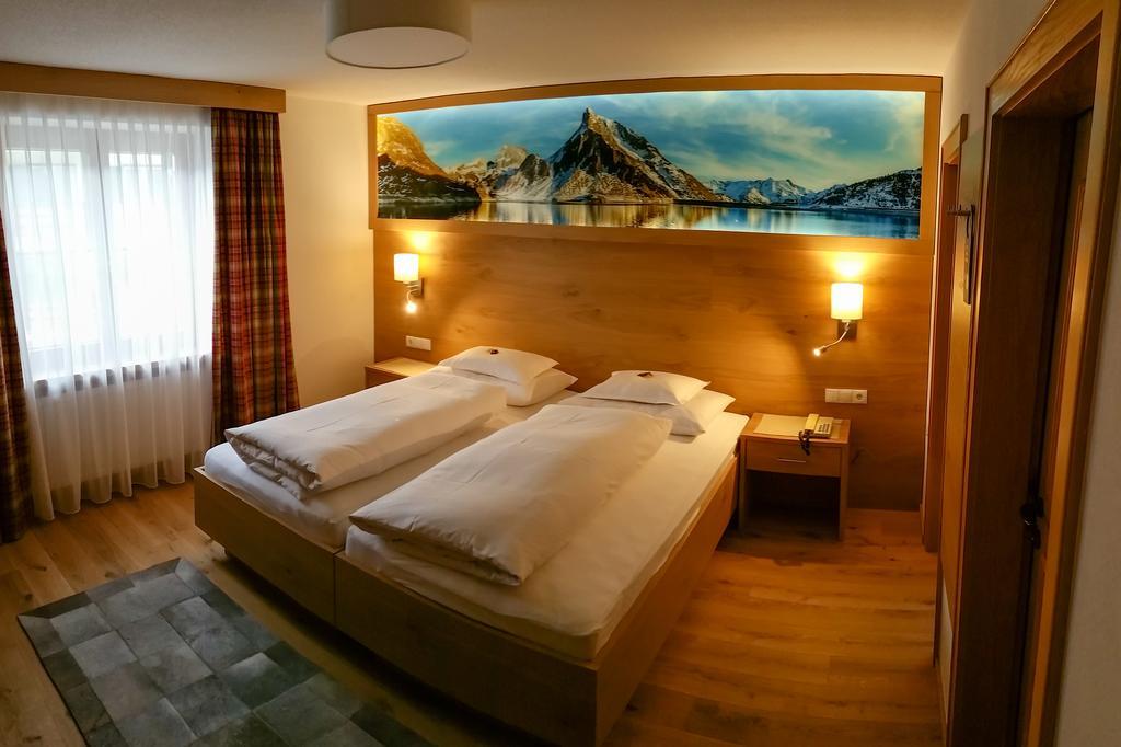 Pension Iris Lech am Arlberg Exterior foto